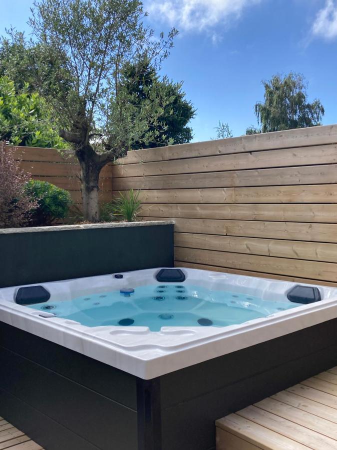 Douceur De Vivre En Bord De Mer - Jacuzzi Et Cheminee サン・クロン エクステリア 写真